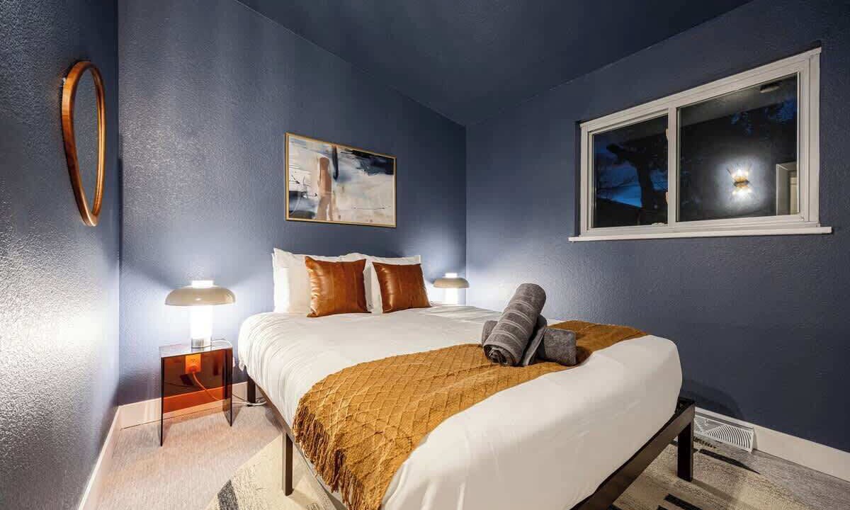 Photo of Bedroom in Applewood Villages