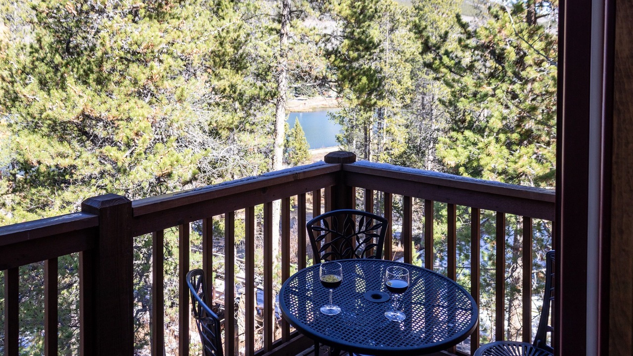Photo of Patio Balcony in Lakeside Village