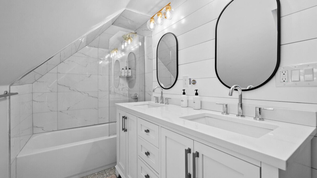 Photo of Bathroom in Baker