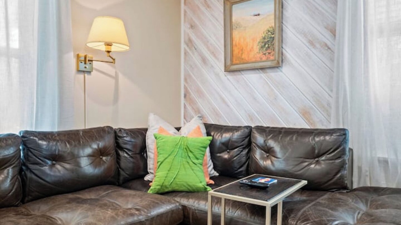 Photo of Livingroom in Barnum