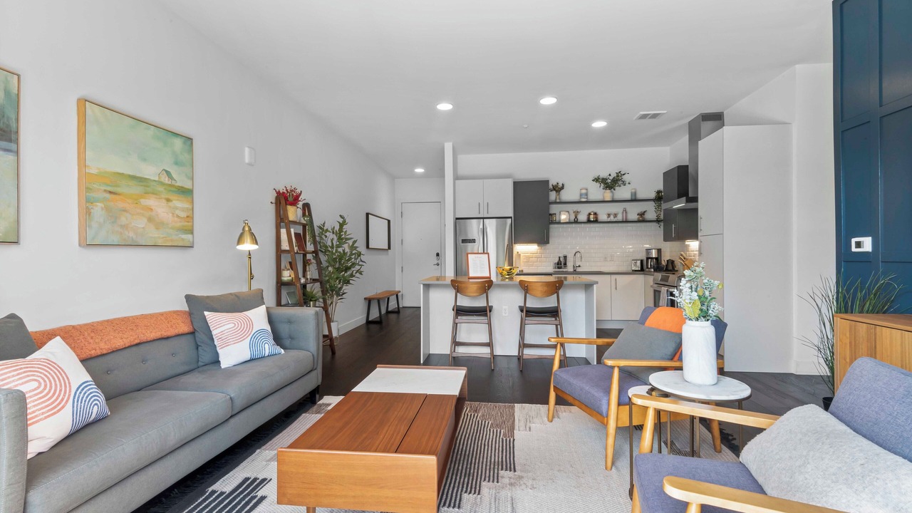 Photo of Livingroom in Five Points