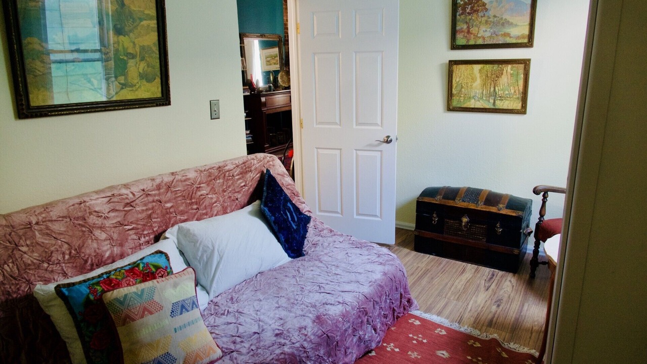 Photo of Bedroom in Curtis Park
