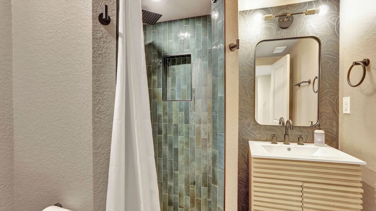 Photo of Bathroom in Scenic Heights