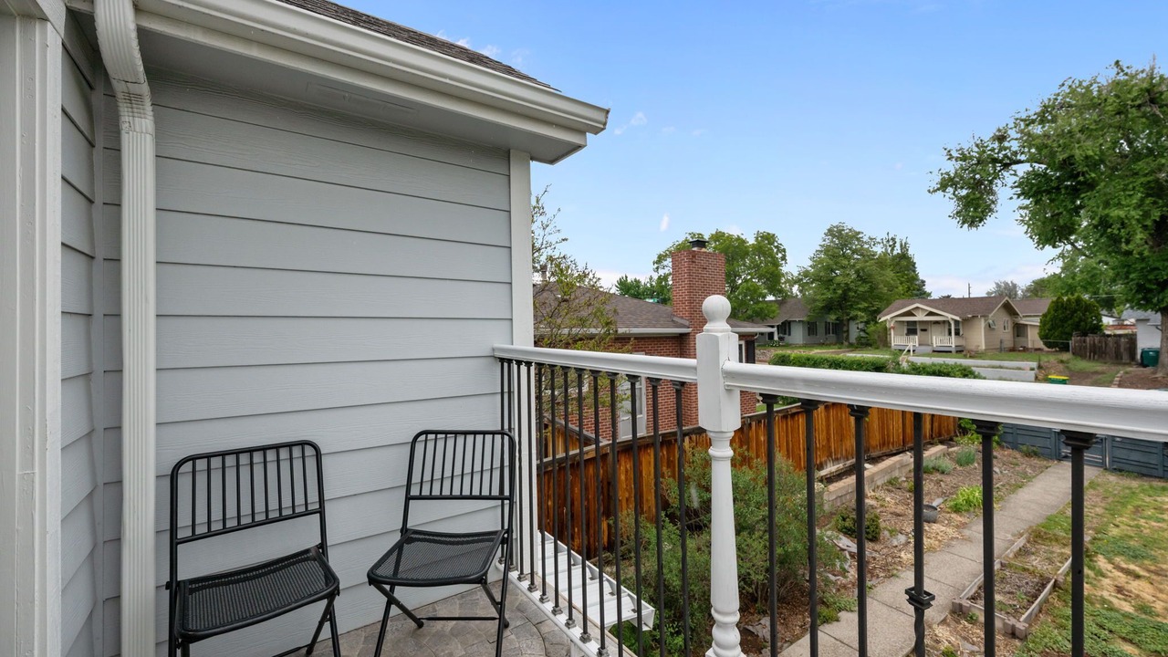 Photo of Outdoor in Englewood