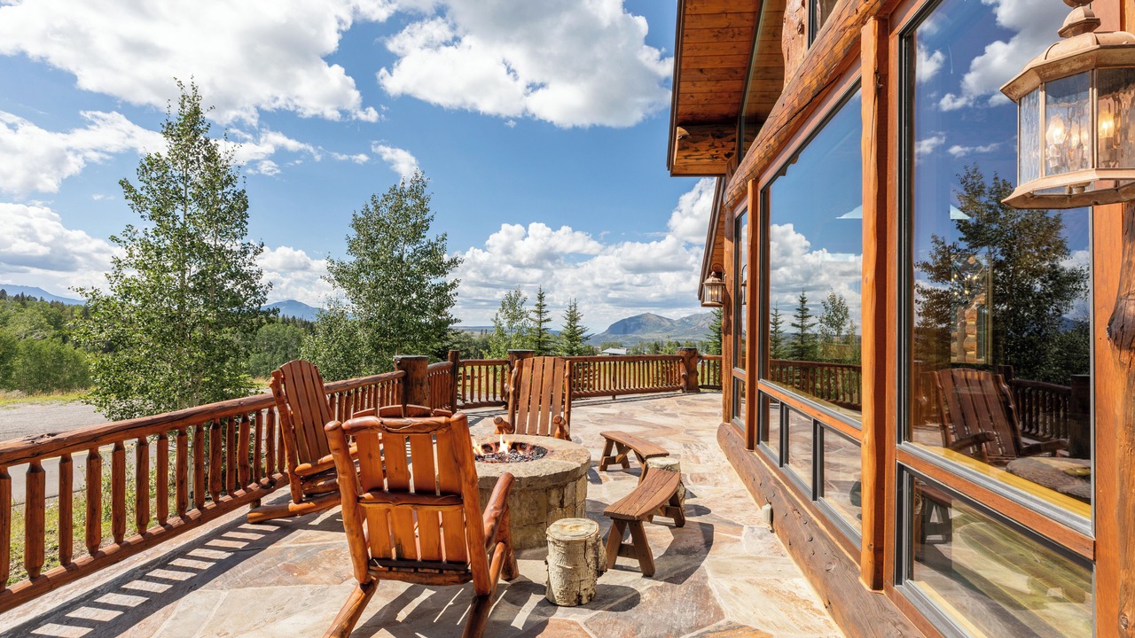 Photo of Livingroom in Mountain Village
