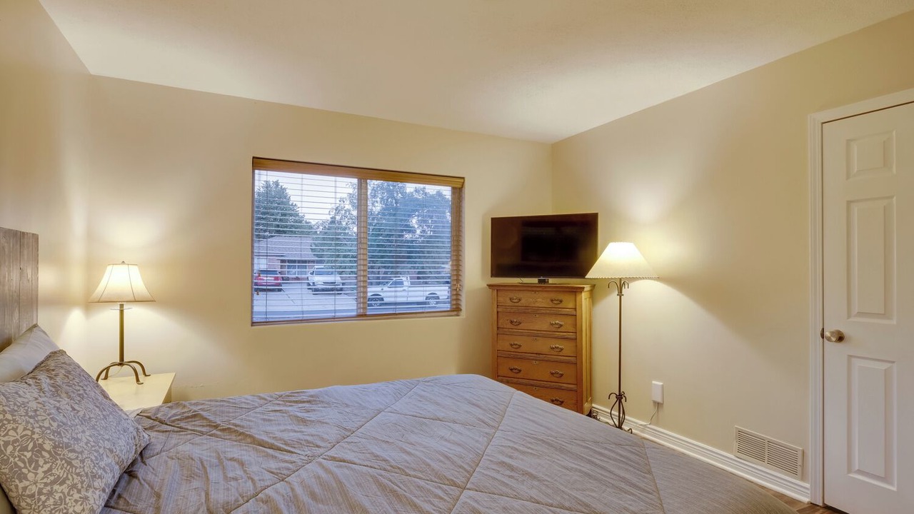 Photo of Bedroom in Jewell Heights - Hoffman Heights