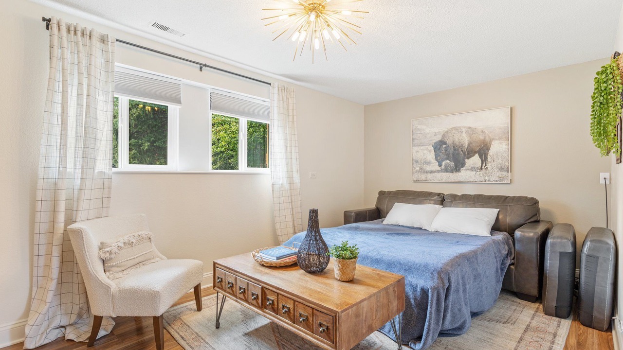 Photo of Bedroom in Northeast Colorado Springs