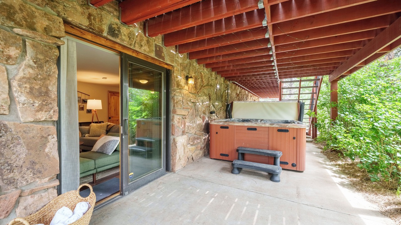 Photo of Patio Balcony in North Central Evergreen