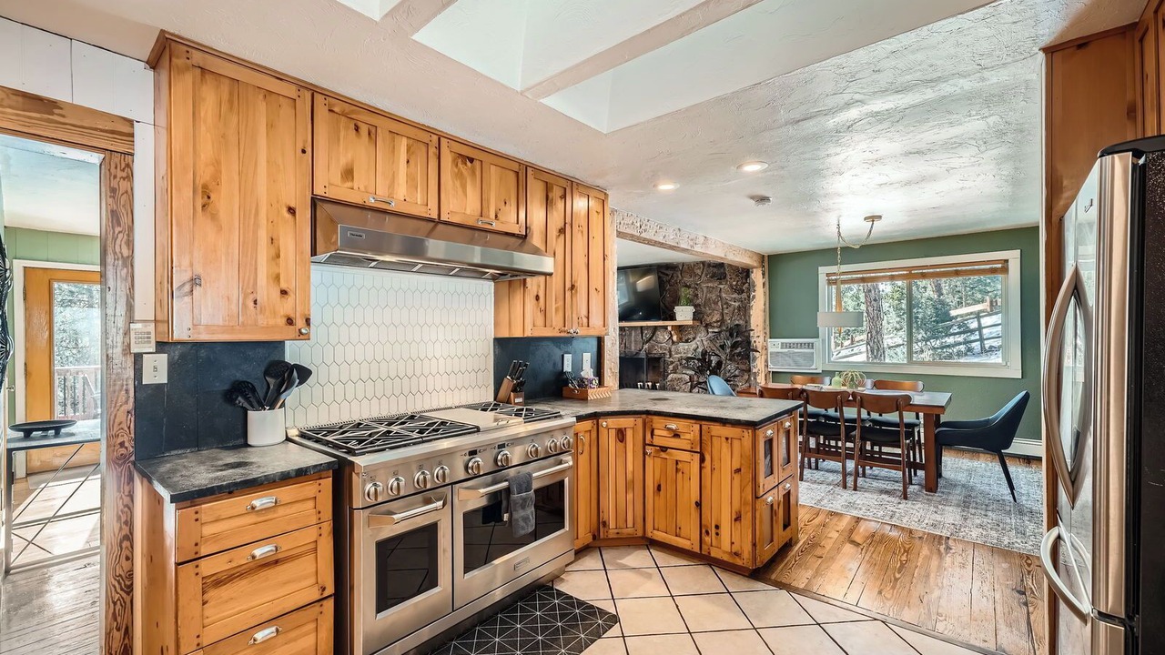 Photo of Kitchen in North Central Evergreen