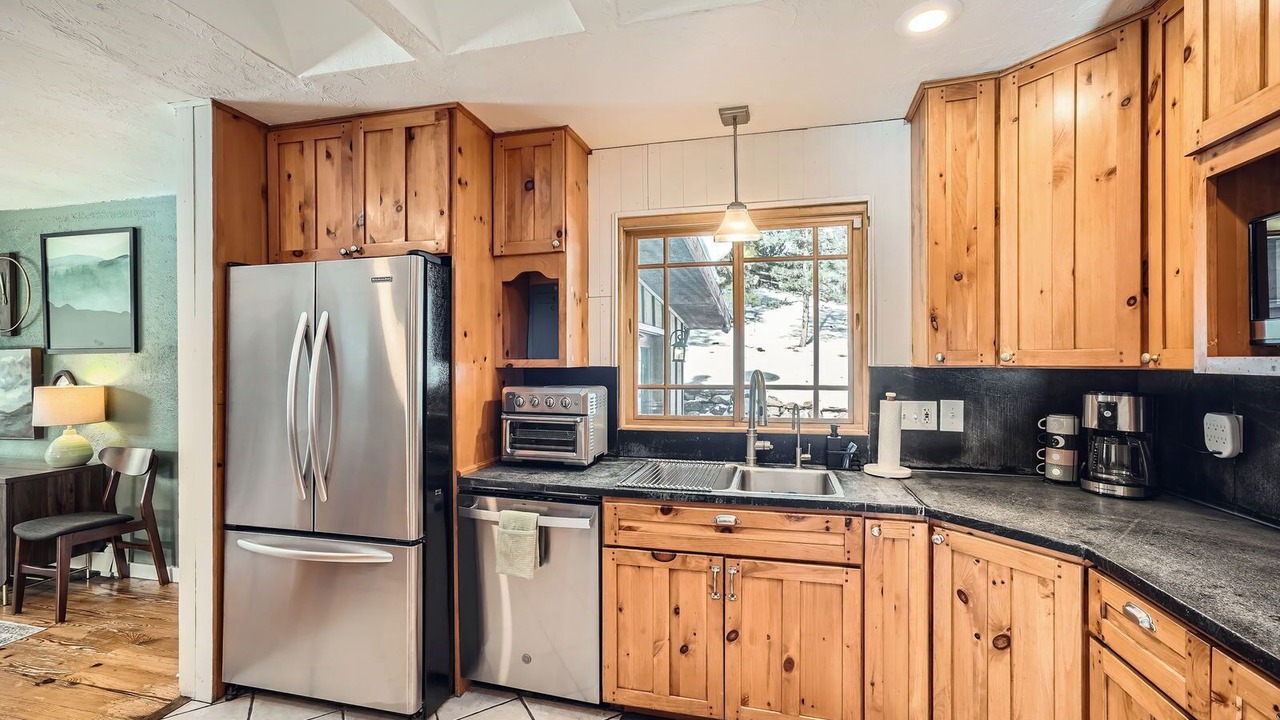 Photo of Kitchen in North Central Evergreen