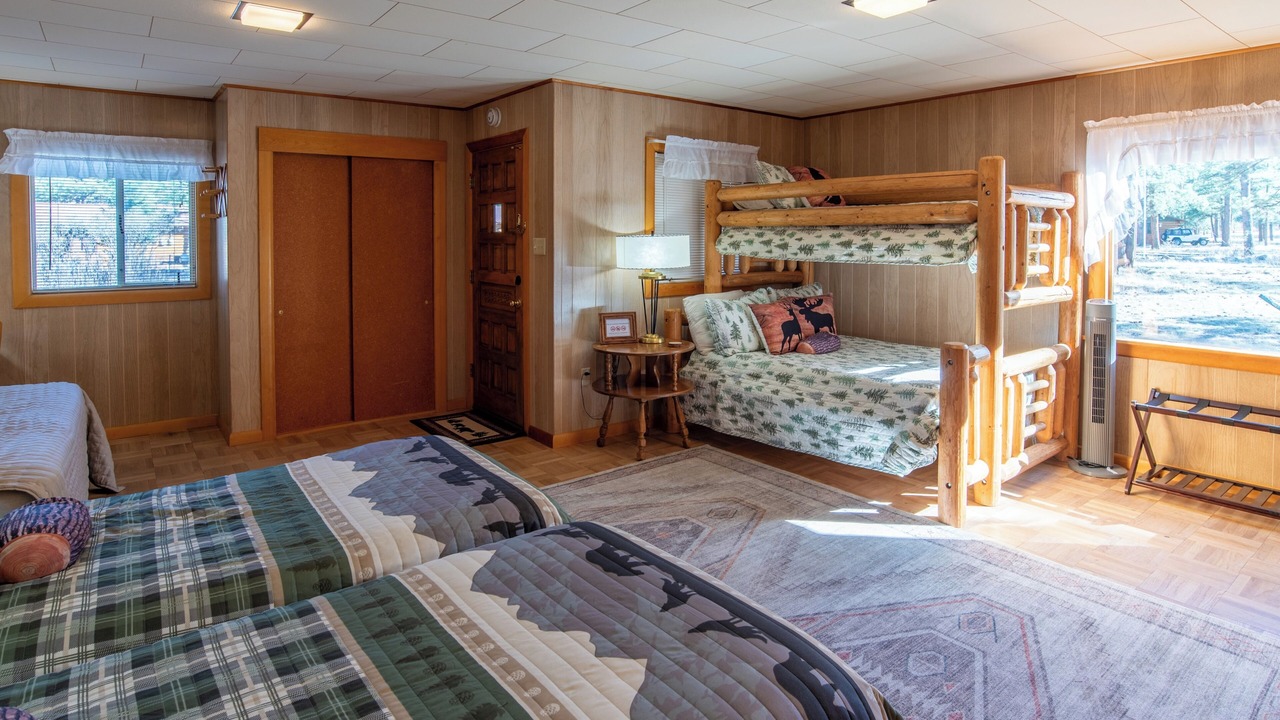 Photo of Bedroom in South Fork