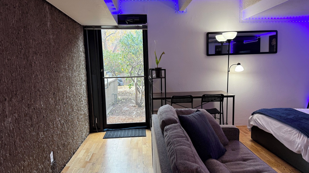 Photo of Livingroom in Cheesman Park