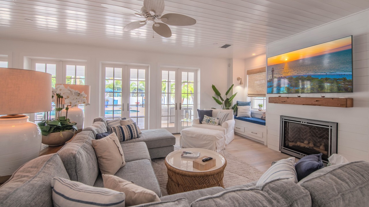 Photo of Livingroom in Naples Park