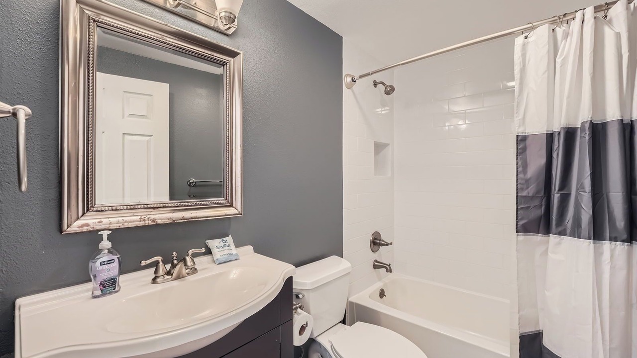 Photo of Bathroom in Belmar Park