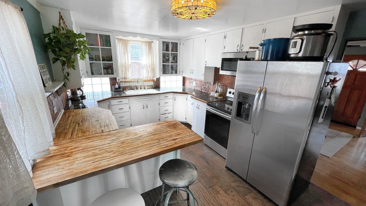 Photo of Kitchen in Barnum West
