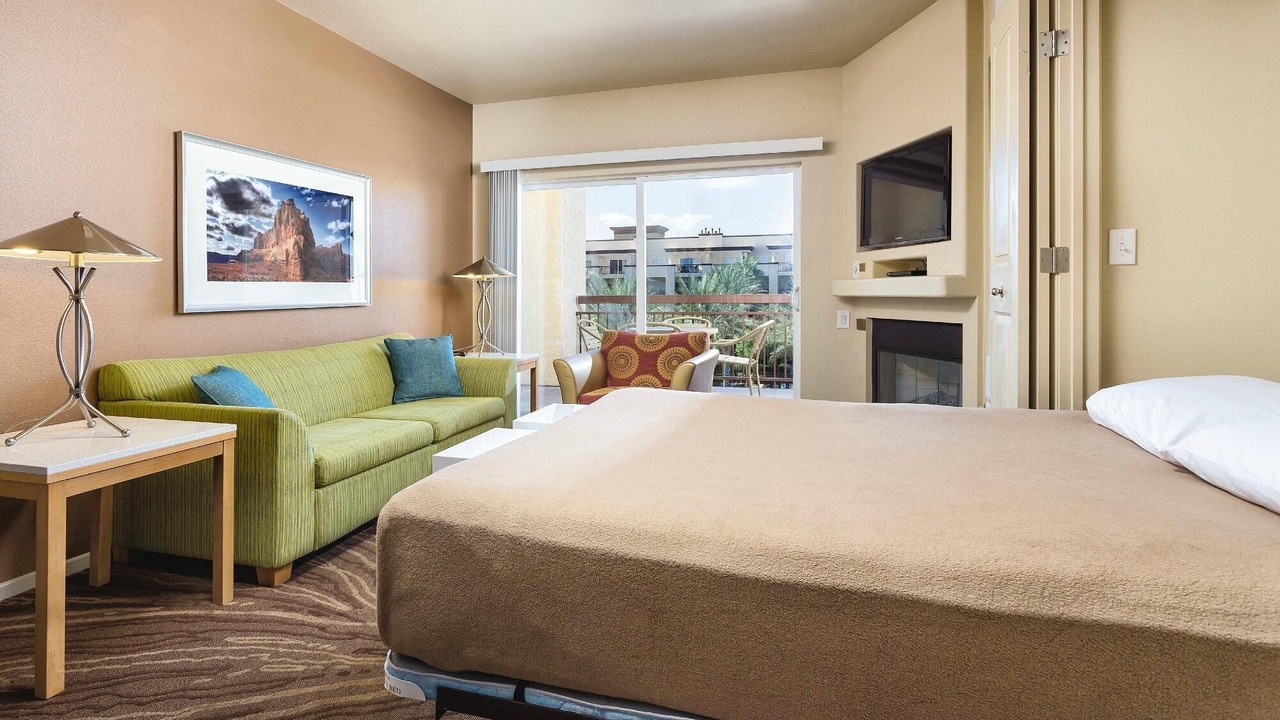 Photo of Bedroom in Enterprise