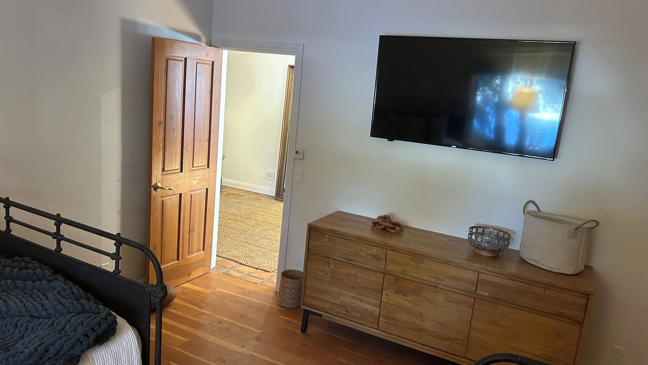 Photo of Bedroom in Missouri Heights