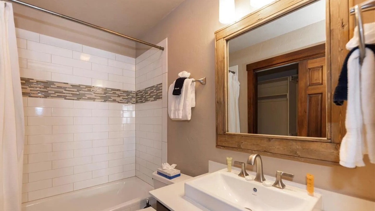 Photo of Bathroom in The Highlands