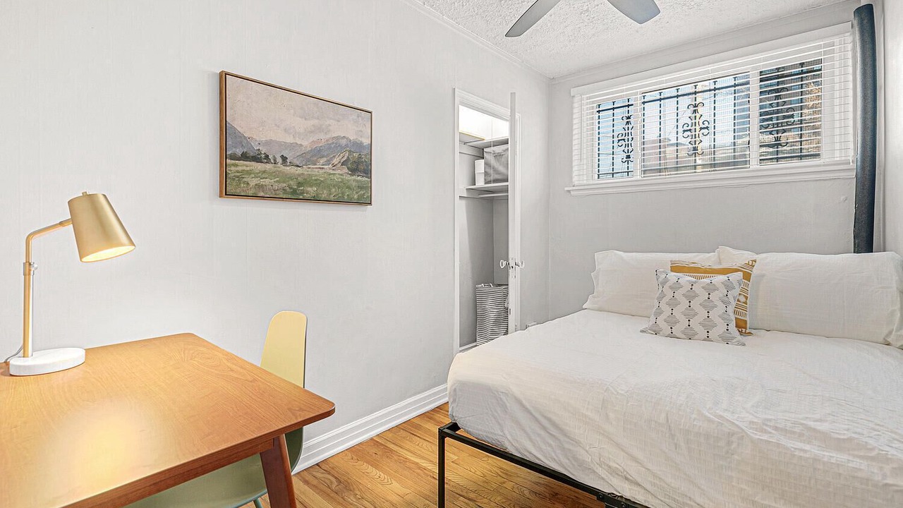 Photo of Bedroom in City Park