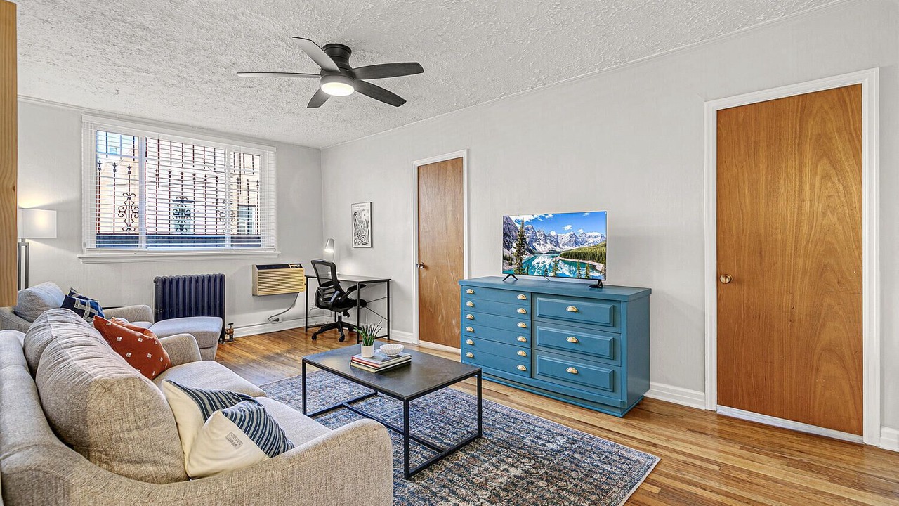 Photo of Livingroom in City Park