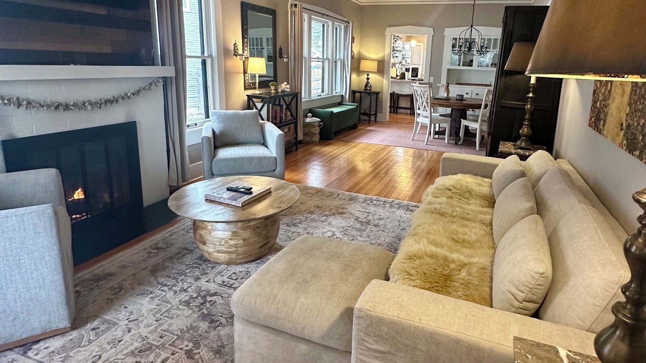 Photo of Livingroom in Old North End
