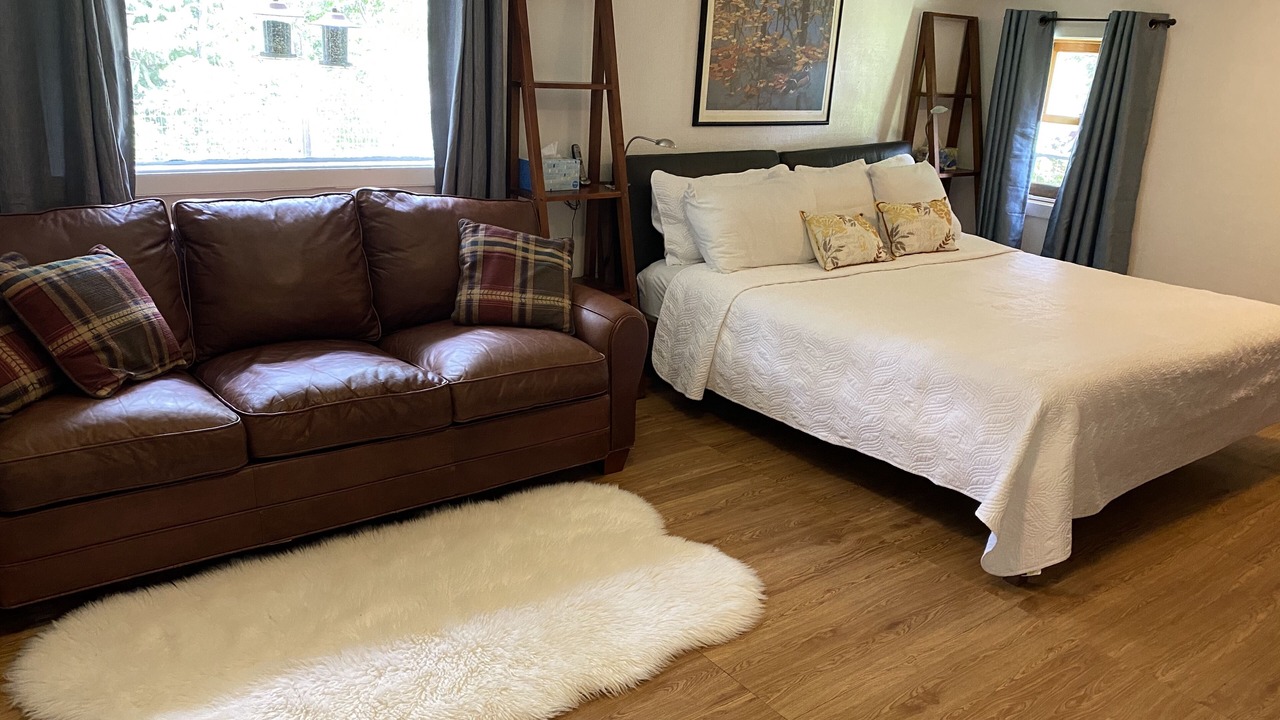 Photo of Bedroom in Redstone