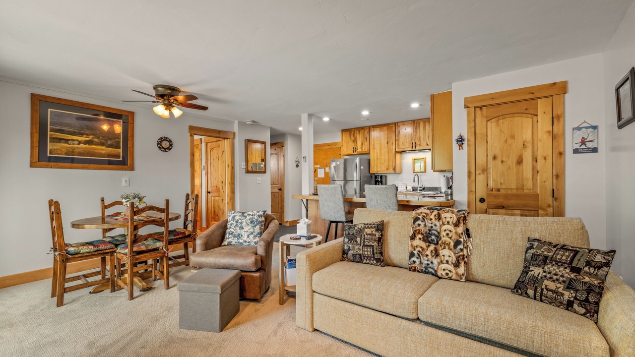 Photo of Livingroom in Steamboat Springs