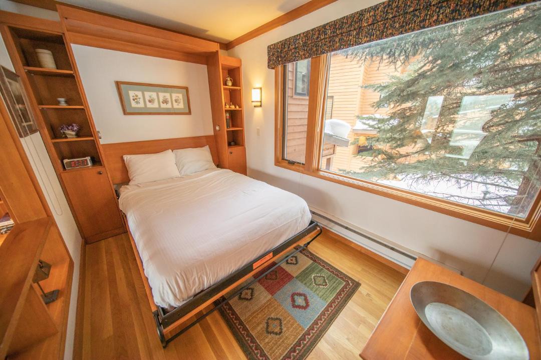 Photo of Bedroom in Keystone