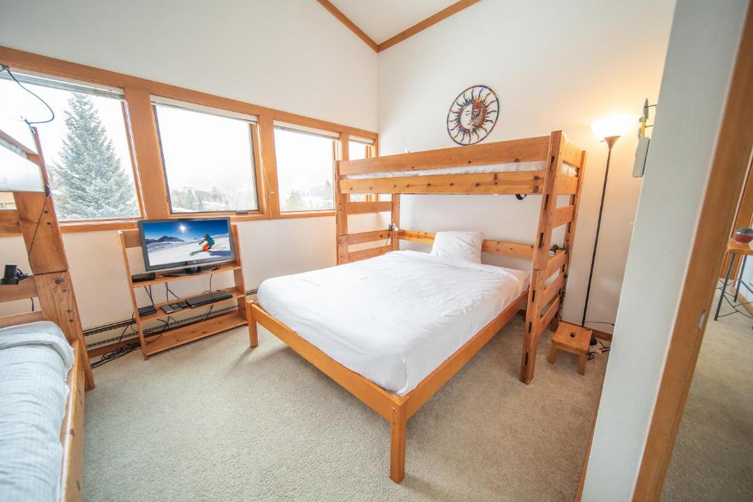 Photo of Bedroom in Keystone