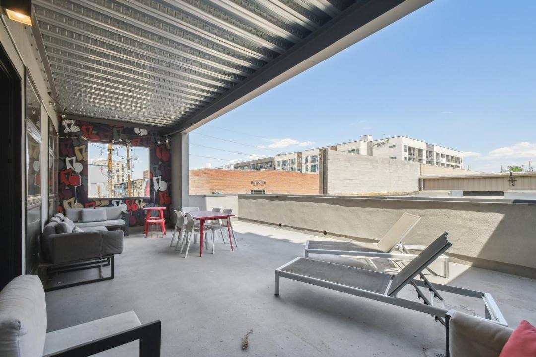 Photo of Patio Balcony in River North Art District
