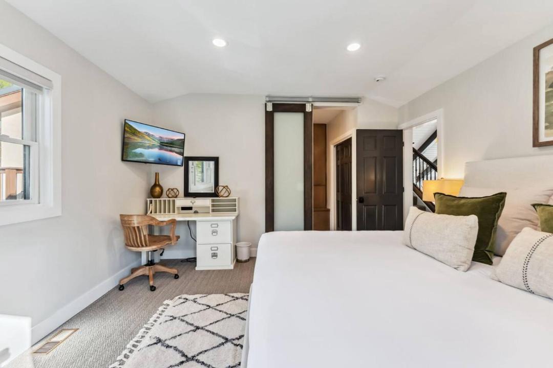 Photo of Bedroom in Matterhorn Village