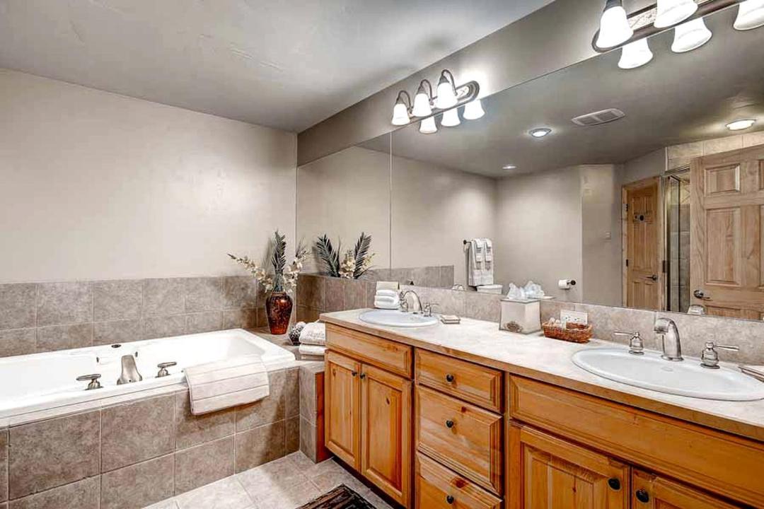 Photo of Bathroom in Warrior's Mark