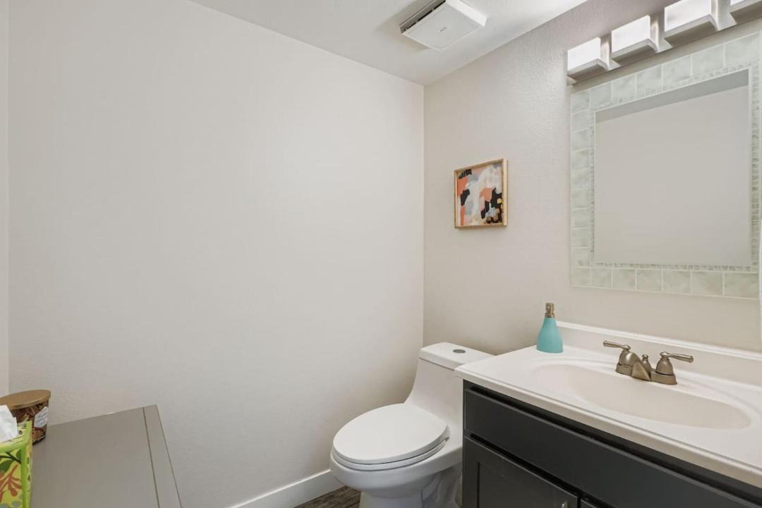 Photo of Bathroom in Lincoln Park