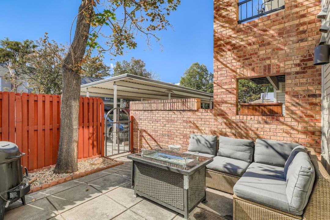 Photo of Patio Balcony in Lincoln Park