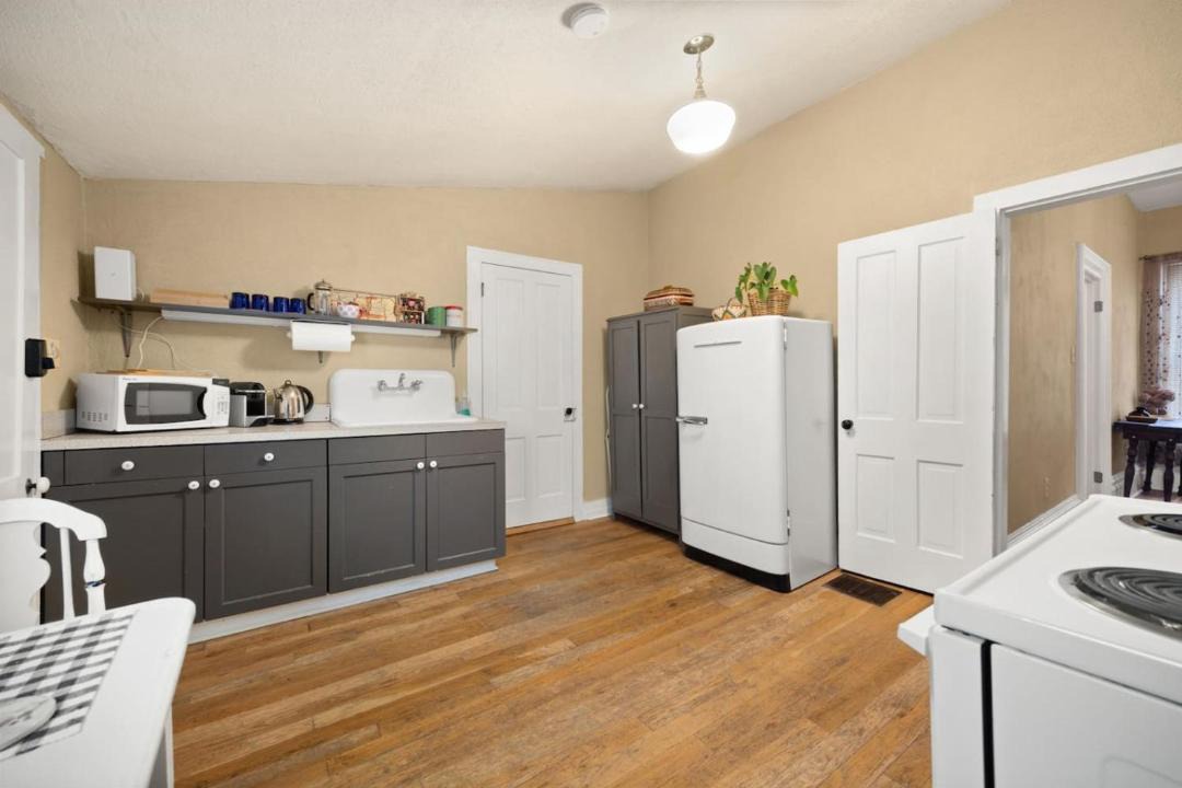 Photo of Kitchen in Golden