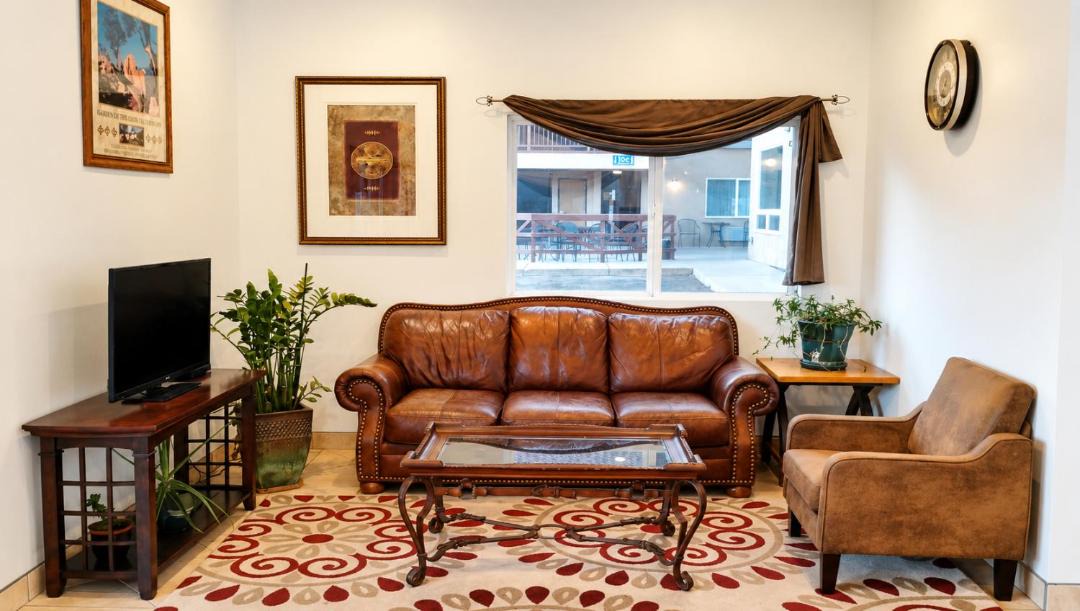 Photo of Livingroom in Manitou Springs