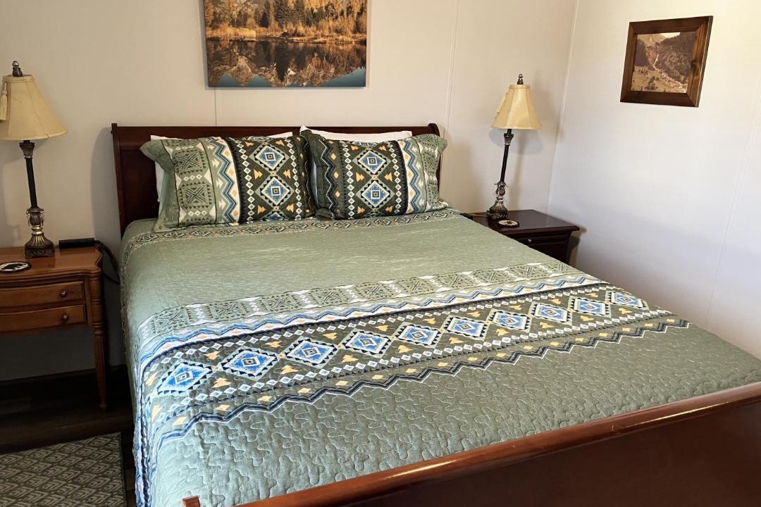 Photo of Bedroom in Alpine Village