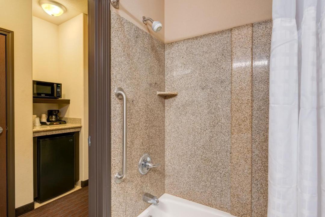 Photo of Bathroom in Parachute