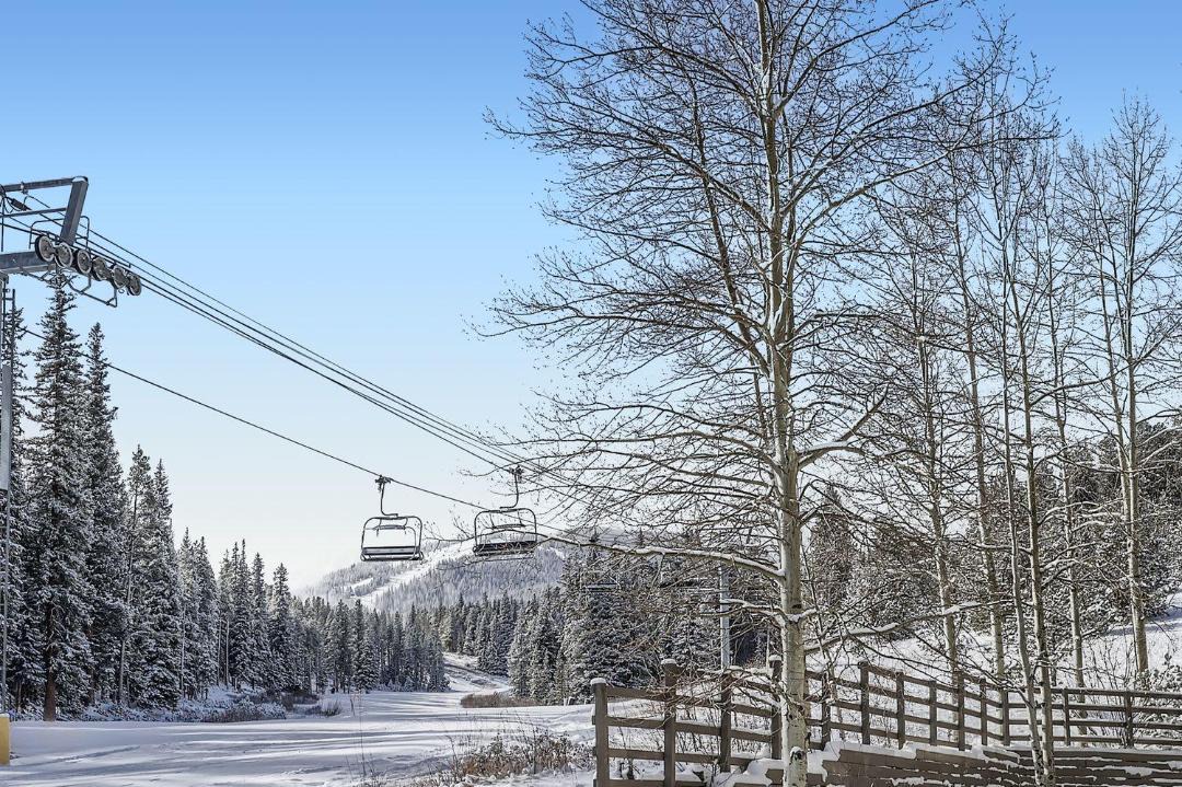 Photo of Others in Peak 9