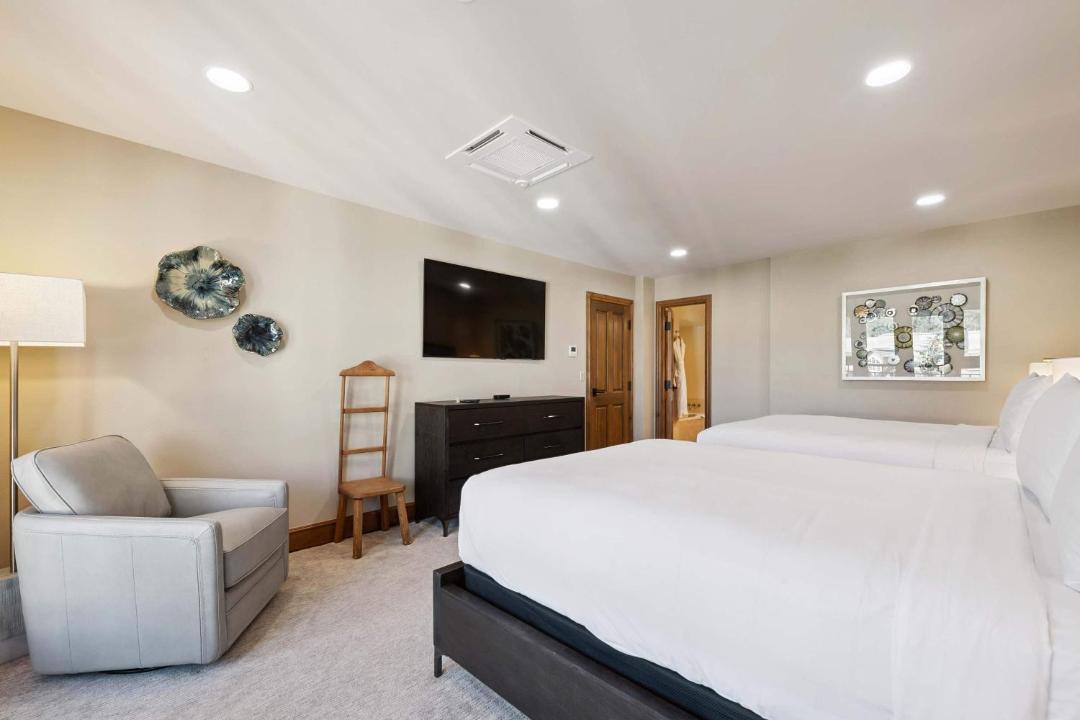 Photo of Bedroom in Beaver Creek
