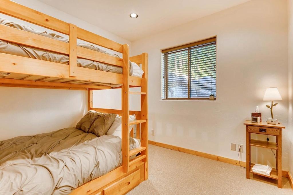 Photo of Bedroom in Valley of the Sun