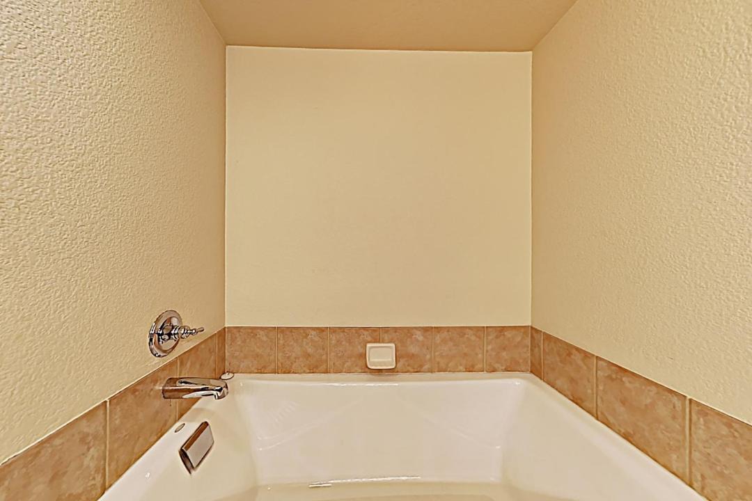 Photo of Bathroom in Peak 9