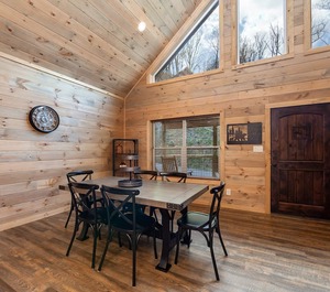 Creekside Manor 