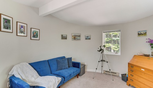 House (2 Bedrooms)