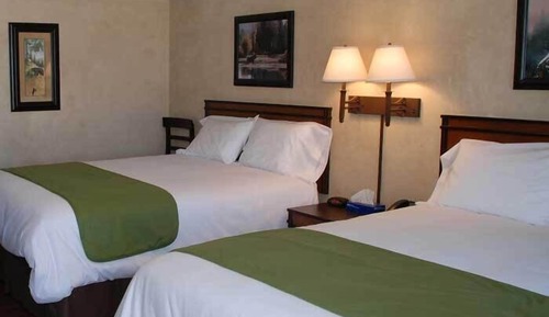 Deluxe Room, 2 Queen Beds