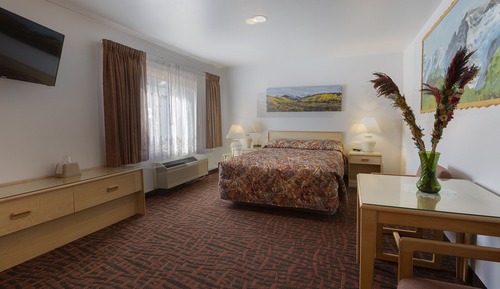 Deluxe Room, 1 Queen Bed
