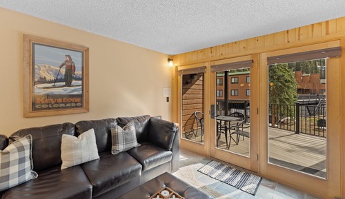 Condo (1 Bedroom)