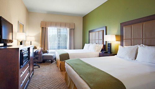 Standard Room, 2 Queen Beds, Balcony