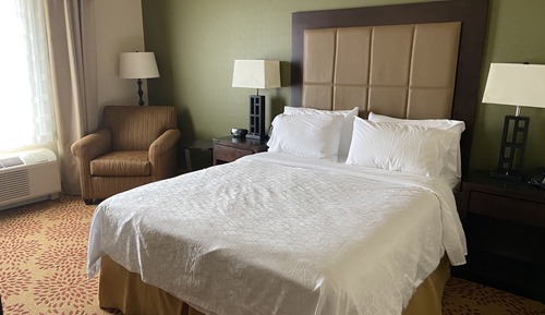 Standard Room, 1 Queen Bed