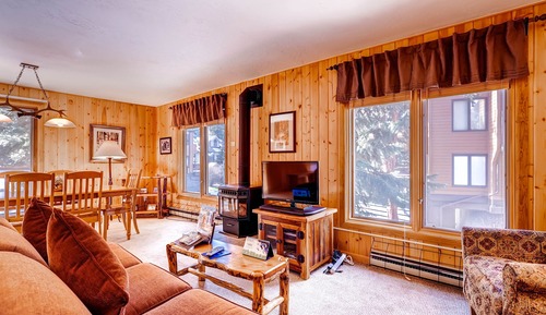 Condo, 3 Bedrooms